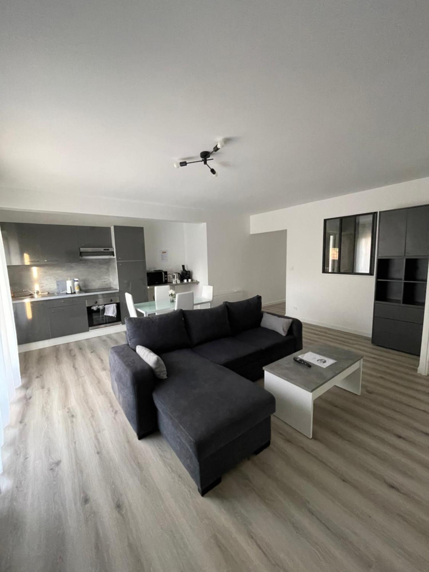 Maison Detente De 100 M2 Uniquement Couple-Famille-Travailleurs Villeparisis Exterior photo